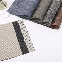 Nouveau Tapis de Table en PVC Tressé Coloré, Style Minimaliste Moderne, Épais et Isolant Thermiquement, pour Maison et Restaurant