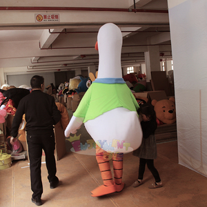 Venta al por mayor personalizable pato en forma <span class=keywords><strong>de</strong></span> felpa mascota disfraces suave y ideal para eventos Navidad Pascua eventos casco Guangzhou - Product Image 6