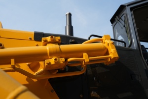 Bulldozer chenillé de marque chinoise 238 CV, Bulldozer économique - Product Image 6