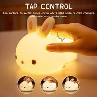 Lampe de nuit tactile LED en silicone avec lapin Chargement USB 16 couleurs à l'intérieur Jouet de chevet doux pour bébé et enfants Cadeau