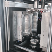 Machine de soufflage de bouteilles en PET de 20 L entièrement automatique Mitsubishi Motor, haute productivité, pour la fabrication de bouteilles en plastique