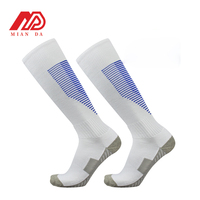 Chaussettes de football personnalisées de haute qualité Chaussettes de sport antidérapantes pour l'équipage