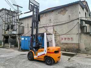 รถยกดีเซล FD30 TCM 3 Tons3 tsges4.5เมตรจากญี่ปุ่นใช้สำหรับฟาร์มที่มีส่วนประกอบหลัก - Product Image 6