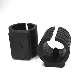 Abrazadera de plástico en forma de U Shih Hung, negra, con adhesivo, base plana, para patas de silla, antideslizante, para patas de taburete - Product Image 3