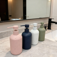 Distributeur de savon liquide en résine en gros, design moderne, écologique, durable, texture pierre, pour comptoir (lotion/shampoing/savon pour les mains)