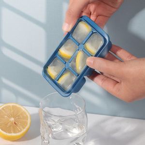 Bandeja de silicona de grado alimenticio mejorada para cubitos de hielo con tapa de fondo suave, congelación rápida y fácil desmolde para cubitos de hielo caseros DIY para nevera/congelador - Product Image 3