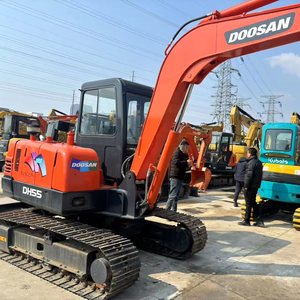 Excavatrice d'occasion Doosan DH55, excavatrice sur chenilles à bas prix, 5,5 tonnes, excavatrice Doosan d'occasion pas chère pour l'agriculture, avec certifications CE et EPA. - Product Image 2