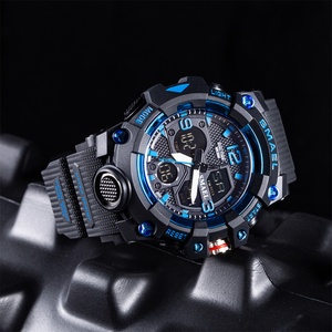 Reloj de Pulsera para Hombre SMAEL 8008, Diseño de Última Generación, Analógico Digital, Resistente al Agua 5 ATM, Relojes Deportivos para Hombre - Product Image 3