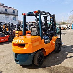 Chariot élévateur diesel Toyota 7FD35 d'occasion, 3,5 tonnes, 4700 kg, moteur en excellent état, 0-1000 heures de fonctionnement - Product Image 5