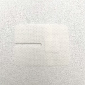 วัสดุปิดแผลสำหรับยึดสายสวนน้ำเกลือ/สายสวนทางหลอดเลือดดำชนิดกาวเหนียวแน่น คุณภาพดี ปลอดเชื้อทางการแพทย์ - Product Image 3