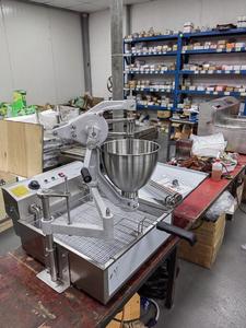 Máquina Portátil Mini Eléctrica/a Gas para Hacer Donuts Estilo <span class=keywords><strong>Pon</strong></span> De Ring, Freidora de Donuts - Product Image 6