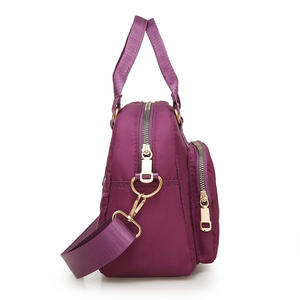 Модная нейлоновая сумка через плечо, портативная, женская, простая, повседневная, новая, многослойная, маленькая, в корейском стиле, на молнии, с одним ремнем, с буквенным принтом - Product Image 3