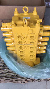 723-26-11100 723-26-10104 723-26-10101 723-26-10102 Conjunto de Válvulas de Control y Distribución para Excavadora PC60-7 PC70-7 PC70-8 - Product Image 2