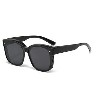Lunettes de soleil tendance à clipser unisexe, monture TR90, verres TAC, protection UV400, effet miroir - 882-D4 - Product Image 2