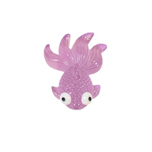 Promotion spéciale miniature <span class=keywords><strong>petit</strong></span> <span class=keywords><strong>poisson</strong></span> <span class=keywords><strong>rouge</strong></span> 3D résine Microlandscraft <span class=keywords><strong>poisson</strong></span> résine accessoires lueur dans l'obscurité breloques pour la décoration - Product Image 5