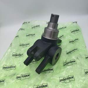 ข้อต่อพวงมาลัยด้านขวา Doosan รุ่น D35S2 D40S2 D45S2 D50C2 สำหรับรถยกดีเซล อะไหล่ทดแทน 19010110-00033 - Product Image 4