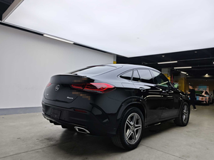 <span class=keywords><strong>MERCEDES</strong></span>-BENZ <span class=keywords><strong>GLE</strong></span> <span class=keywords><strong>450</strong></span> <span class=keywords><strong>4MATIC</strong></span> SUV <span class=keywords><strong>2020</strong></span> ÉDITION MODE, OCCASION, LUXE, EXTÉRIEUR NOIR, MOTEUR TURBO, BOÎTE AUTOMATIQUE, PNEUS R20 - Product Image 4