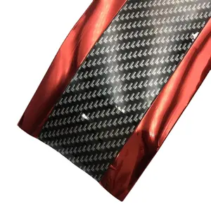 Black Carbon Fiber met Rode Bekleding Auto Sill Rubber Sticker DIY Deur Protector Edge Guard Anti-collision Bumper Guard strip