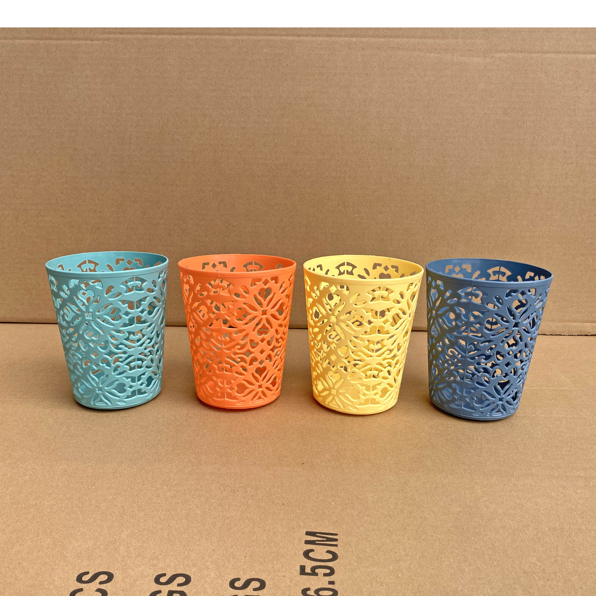 036, panier de rangement quadricolore (480/carton)