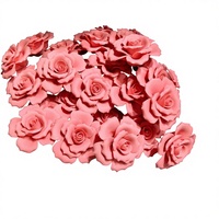 Ornement floral rose fait main pour la Saint-Valentin, fleurs artificielles éternelles tendance, modèle créatif simple pour bureau