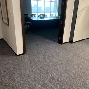 <span class=keywords><strong>2025</strong></span> Hot Bán thương mại PP <span class=keywords><strong>Nylon</strong></span> 60x60 vuông PVC và PE trở lại sang trọng 50x50 văn phòng sàn gạch Thảm khách sạn thảm - Product Image 3