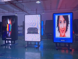 Ngoài trời không thấm nước P3 đầy đủ màu sắc màn hình <span class=keywords><strong>LED</strong></span> hiển thị bảng điều chỉnh hai mặt <span class=keywords><strong>LED</strong></span> kiosk cho cửa hàng bán lẻ wayfinding cho quảng cáo - Product Image 5