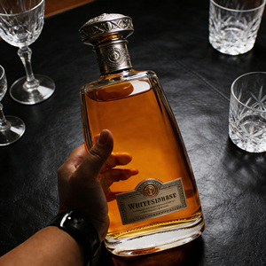 Bouteille en verre populaire et exclusive de 1000 ml, personnalisée, plate, en verre super flint, pour vodka, spiritueux, tequila, liqueur, <span class=keywords><strong>whisky</strong></span>, avec bouchon - Product Image 1