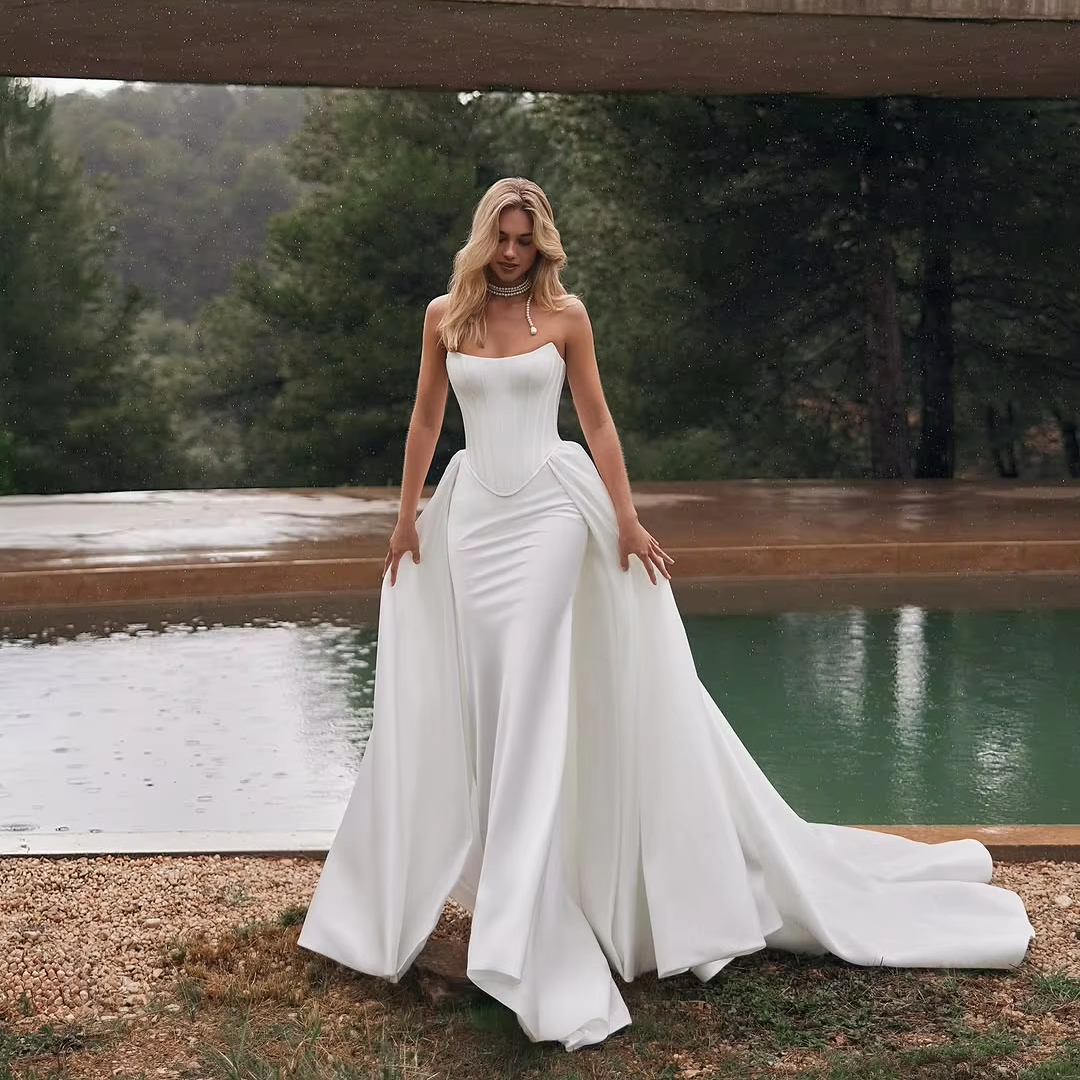 chinese dress ladies Elegant Long Cutout Lace Train Crepe Mermaid Wedding Dress
