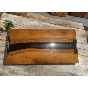 Resina epossidica nera, stile fiume, tavola di salumi di quercia - Product Image 1