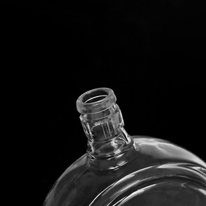 Flacon <span class=keywords><strong>de</strong></span> vin personnalisé avec bouchon en liège pour whisky, liqueur, spiritueux, vin, <span class=keywords><strong>rhum</strong></span> avec verre oblate debout oblique - Product Image 2