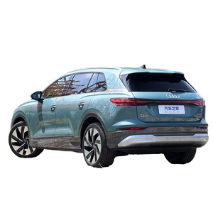 AU DI Q5 <span class=keywords><strong>E</strong></span>-<span class=keywords><strong>tron</strong></span> 40 <span class=keywords><strong>E</strong></span>-<span class=keywords><strong>tron</strong></span> pour Radiance Edition 501-600km Gamme NEDC 70-90kWh Batterie 150-200kW Moteur 5 portes 7 places Vert - Product Image 5