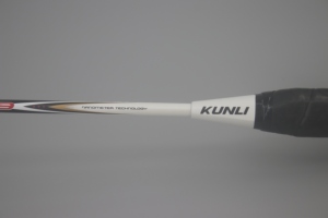<span class=keywords><strong>Raquette</strong></span> de Badminton balle de haute qualité Ultra léger 5U <span class=keywords><strong>raquette</strong></span> de Badminton Kunli en fibre de carbone - Product Image 6
