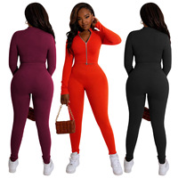 Ensemble deux pièces côtelé en maille unie pour femme, collection été 2026, vêtements de détente personnalisés, haut à manches courtes et pantalon legging moulant