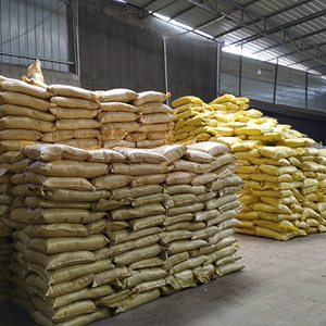 Vente en gros de chlorure de polyaluminium soluble dans l'eau de haute qualité pour les eaux usées industrielles - Product Image 6