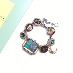 Reloj de Pulsera de Cuarzo Retro Único y Personalizado para Mujer, Oro Rosa, Esmalte Floral, Cristal, Cadena Ajustable, Esfera Analógica, Joyería Elegante - Product Image 4