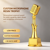 Plaques de trophées en résine dorée polie écologiques, directement de l'usine, pour microphones, gravées sur mesure en gros, prix compétitif