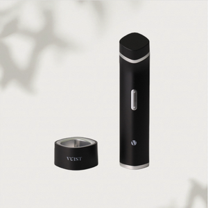 Appareil de beauté coréen Vuist Derma Pro 3 en 1 pour les soins du visage à domicile et une utilisation quotidienne constante - Product Image 1