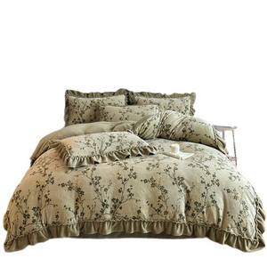 Juego de colcha de terciopelo suave Juego de funda nórdica estilo planta en relieve de lujo Invierno Oliva - Product Image 6