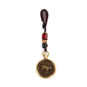 Llavero colgante retro de latón con signos del zodíaco, adorno para coche con cuerda tejida y cuentas, para regalo o accesorio para llaves - Product Image 5