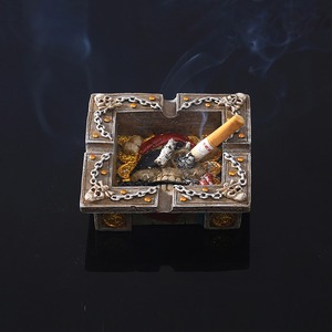 Witt Square One-eyed Pirate Skeleton cendrier résine Halloween horreur scène avec bar fumée tasse - Product Image 2
