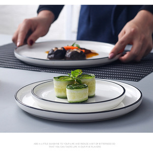 Vente chaude, vaisselle de table ovale en <span class=keywords><strong>porcelaine</strong></span> fine de style français, écologique et luxueuse, style européen nordique, plat plat et peu profond - Product Image 4