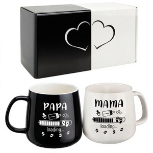 Petit pot en céramique avec poignée en bois, design scandinave vintage, mini-pichet à expresso et lait, idéal pour les cadeaux d'affaires - Product Image 2