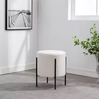 Tabouret rond en velours tufté de luxe, peu encombrant, repose-pieds, pouf avec pied en métal pour le salon