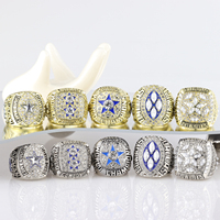 Ensemble de bagues de championnat répliques des Dallas Cowboys, champions du monde, 1971, 1972, 1992, 1993, 1995 (5 pièces)