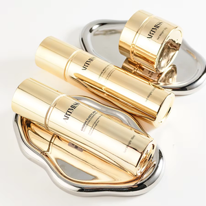 Set Trío Antienvejecimiento y Blanqueador Más Vendido de 2026, Crema de Ácido Hialurónico Dorado, Suero de Ginseng, Hidratante Facial, Reparación Nocturna, Kit OEM - Product Image 3