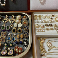 Anting-anting Stud Bola Zirkon Mewah, Bahan Paduan Seng, Potongan Asscher, Lapisan Emas, Gaya Vintage, Grosir OEM ODM Wanita