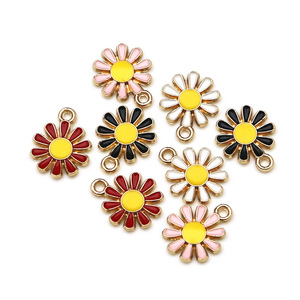 Pendentif breloque en alliage de zinc en forme de fleur Daisy, accessoire de bijouterie DIY, porte-clés unisexe, chaîne de téléphone portable - Product Image 1