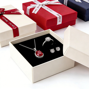 Scatola per Gioielli in Cartone Rigido con Logo Personalizzato, Coperchio e Base, Confezione Regalo in Carta - Product Image 2