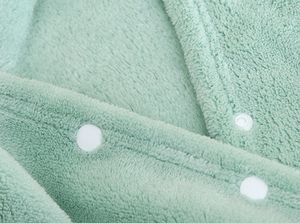 Serviette de bain à capuche réversible écologique personnalisée, couverture portable en velours carré pour bébé, motif de dessin animé pour la chambre à coucher, utilisation à l'hôtel - Product Image 2