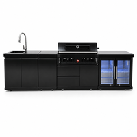 Îlot de cuisine extérieur avec barbecue au charbon de bois, réfrigérateur extérieur, évier et armoire en acier inoxydable noir, barbecue modulaire
